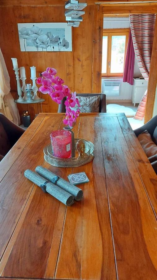 Petite Maison Sur La Colline Du Gibloux: 1Chambre,1 Salon Et Salle De Bain Prives Au Rez De Chausse, Piscine Exterieur Et Bbq , Le Chatelard  ภายนอก รูปภาพ